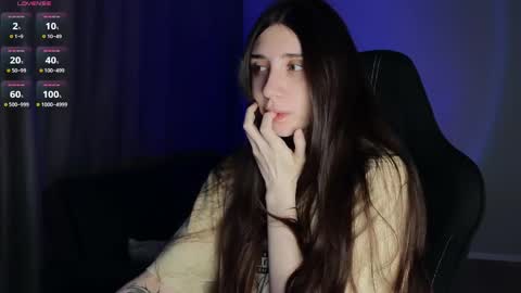 Lina       free control in pvt online show from April 2026 07:52:01 PM