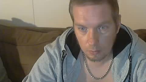 Snapshot of 2small4you83 chatting on December 2024 09:24:01 AM 2small4you83 online show from December 2024 09:24:01 AM