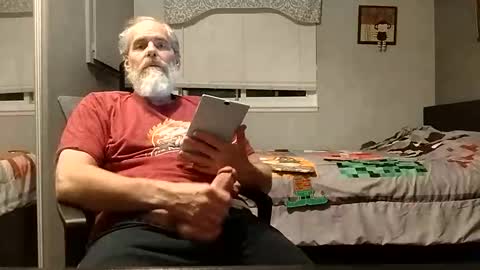 Snapshot of 32666damon chatting on December 2025 01:33:02 AM 32666damon online show from December 2025 01:33:02 AM