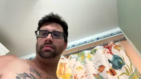 Snapshot of 3legs4days chatting on July 2026 11:25:01 AM 3legs online show from July 2026 11:25:01 AM