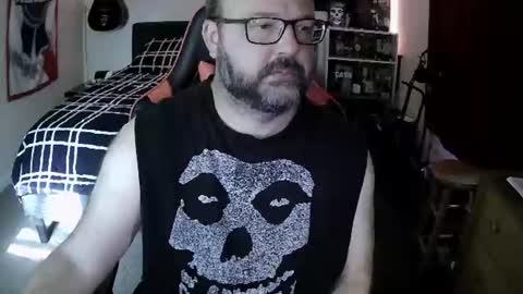 Snapshot of 3ndlessmike chatting on July 2026 01:37:02 PM 3ndlessmike online show from July 2026 01:37:02 PM