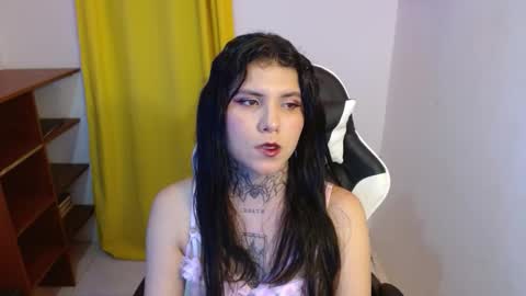 erika online show from October 2025 10:44:02 PM