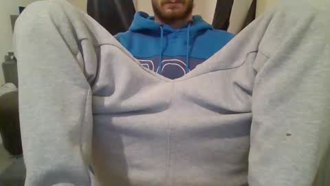 420feetloverr420 online show from October 2025 02:41:01 AM