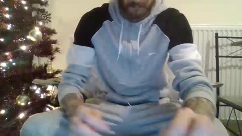 420feetloverr420 online show from November 2025 12:54:02 AM