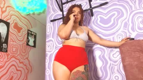 Snapshot of 420viol3ta_ chatting on December 2025 12:07:01 AM Violeta online show from December 2025 12:07:01 AM