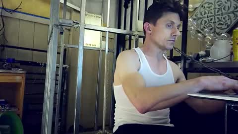 4u2keeplockedup online show from November 2025 03:21:02 AM