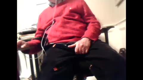 Snapshot of 4uguys chatting on December 2025 05:05:01 AM 4uguys online show from December 2025 05:05:01 AM