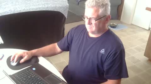 Joe online show from October 2025 07:01:02 PM