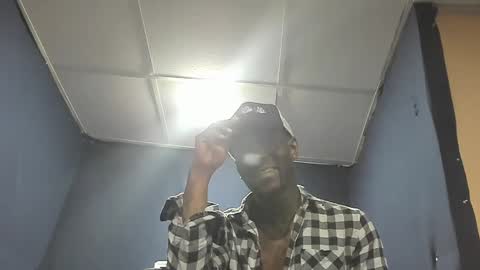 Snapshot of 5hbk chatting on December 2024 04:09:01 AM Tettaz GetitJusy4ya online show from December 2024 04:09:01 AM