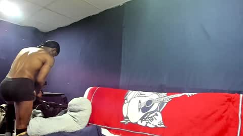 Snapshot of 5hbk chatting on December 2024 09:00:02 PM Tettaz GetitJusy4ya online show from December 2024 09:00:02 PM