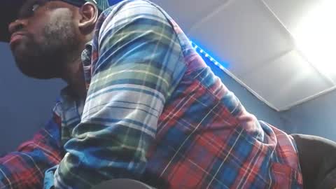 Snapshot of 5hbk chatting on October 2025 09:29:02 AM Tettaz GetitJusy4ya online show from October 2025 09:29:02 AM