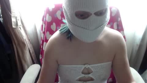 SHANNON online show from October 2025 05:08:01 PM