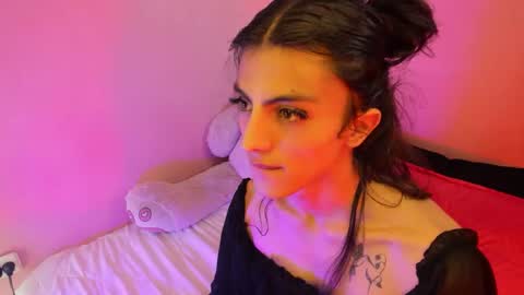 Snapshot of 69_ahmeto_lela_okya_69 chatting on December 2025 06:33:02 AM Lee lowell online show from December 2025 06:33:02 AM
