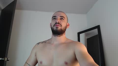 69milk online show from September 2025 12:49:02 PM