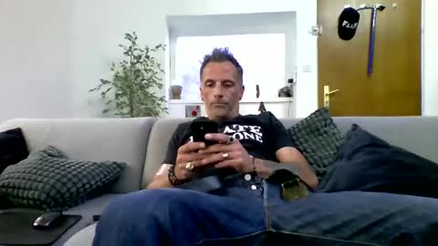 Num online show from April 2026 03:42:02 PM