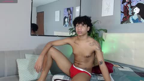 Snapshot of 777_jmz chatting on February 2025 06:36:02 PM 777_jmz online show from February 2025 06:36:02 PM