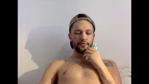 Snapshot of 777kriss chatting on October 2025 11:03:01 AM Kriss online show from October 2025 11:03:01 AM