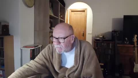  Papi  online show from March 2025 08:21:01 PM