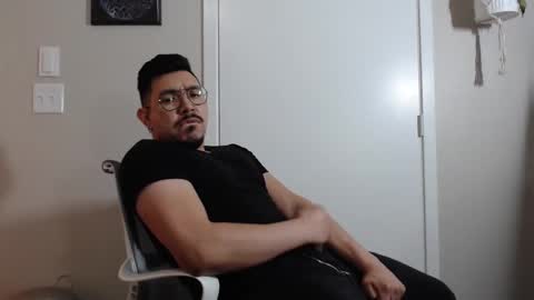 Snapshot of 8888_5555 chatting on December 2024 01:59:02 AM Antonio online show from December 2024 01:59:02 AM