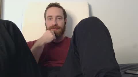 8InchesAndSomeHoles online show from February 2026 06:28:02 PM