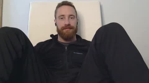 8InchesAndSomeHoles online show from February 2026 06:12:01 PM