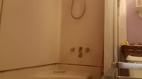 8intenn online show from March 2026 01:47:01 PM