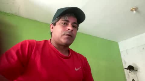 Snapshot of 9vinhocamshow chatting on November 2025 10:58:02 AM 9vinhocamshow online show from November 2025 10:58:02 AM