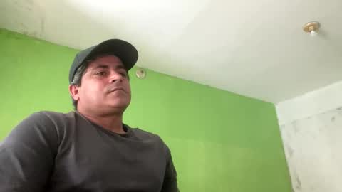 Snapshot of 9vinhocamshow chatting on November 2025 11:43:01 AM 9vinhocamshow online show from November 2025 11:43:01 AM