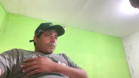 Snapshot of 9vinhocamshow chatting on November 2025 11:14:01 PM 9vinhocamshow online show from November 2025 11:14:01 PM