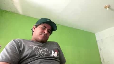 Snapshot of 9vinhocamshow chatting on December 2025 11:15:01 AM 9vinhocamshow online show from December 2025 11:15:01 AM