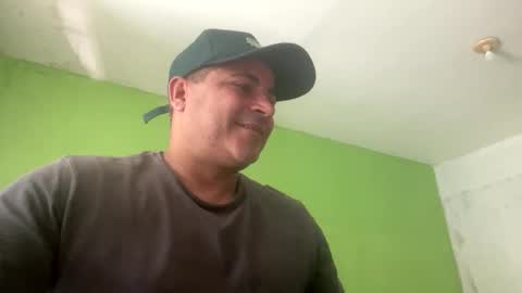 Snapshot of 9vinhocamshow chatting on December 2025 10:53:01 AM 9vinhocamshow online show from December 2025 10:53:01 AM