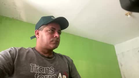 Snapshot of 9vinhocamshow chatting on December 2025 11:36:02 AM 9vinhocamshow online show from December 2025 11:36:02 AM