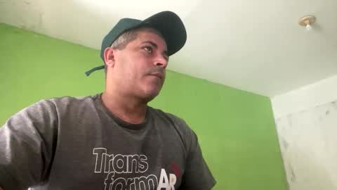 Snapshot of 9vinhocamshow chatting on December 2025 11:04:02 AM 9vinhocamshow online show from December 2025 11:04:02 AM