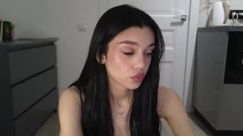 Snapshot of 9west chatting on June 2026 01:15:02 PM KARINA online show from June 2026 01:15:02 PM