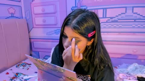 Alice  online show from December 2024 05:29:02 AM