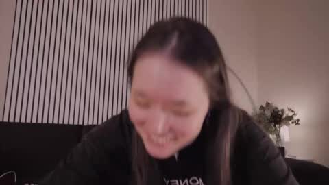 Snapshot of _3x7_ chatting on September 2025 12:21:02 PM _3x7_ online show from September 2025 12:21:02 PM