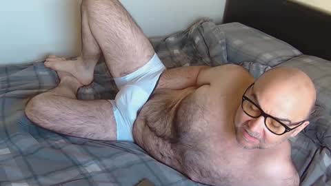 Snapshot of ____zeus____ chatting on March 2026 06:35:01 AM God Zeus online show from March 2026 06:35:01 AM