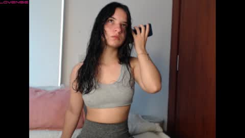 _abrill_20 online show from September 2025 05:59:02 PM