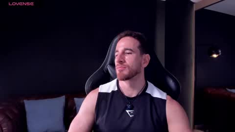 _adamcoper_ online show from April 2026 04:01:01 PM