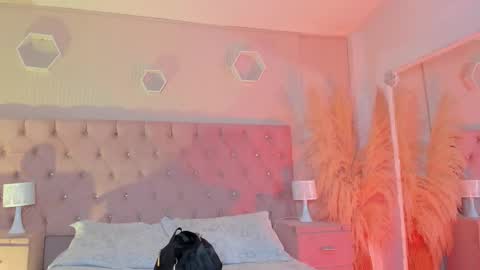 Agatha online show from December 2025 04:08:02 AM