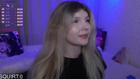 Snapshot of _aleksa chatting on November 2025 06:39:01 PM Alexa online show from November 2025 06:39:01 PM