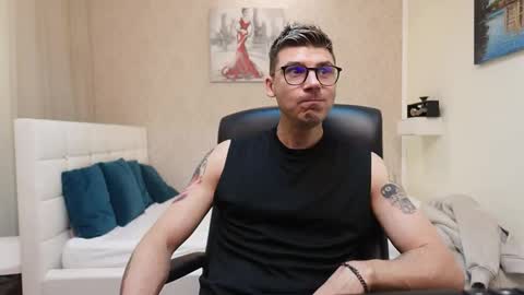 Snapshot of _alex_star chatting on October 2025 03:30:01 AM Alex online show from October 2025 03:30:01 AM