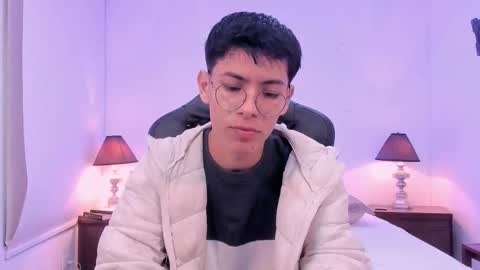 Snapshot of _alexandersawyer_ chatting on November 2025 01:18:02 PM Alexander online show from November 2025 01:18:02 PM