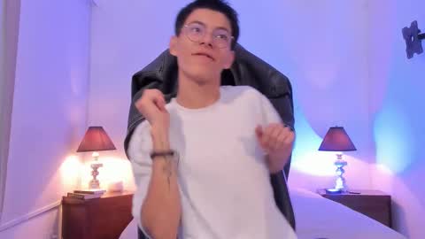 Snapshot of _alexandersawyer_ chatting on November 2025 12:27:02 PM Alexander online show from November 2025 12:27:02 PM