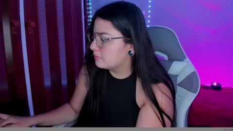 Snapshot of _alukah__ chatting on November 2025 06:51:01 PM Alisa online show from November 2025 06:51:01 PM