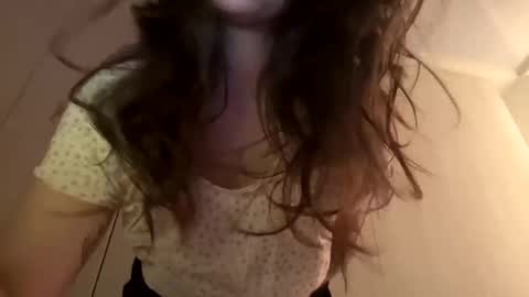 Snapshot of _alyson chatting on February 2025 03:59:02 AM _alyson online show from February 2025 03:59:02 AM