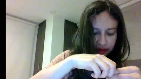 Snapshot of _alyson chatting on October 2025 04:02:02 AM _alyson online show from October 2025 04:02:02 AM