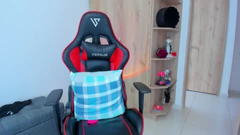 AMANDA online show from February 2026 03:51:01 PM