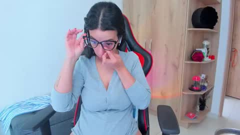 AMANDA online show from March 2026 05:05:02 PM