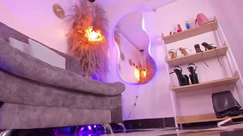 Ambar  online show from May 2026 04:04:02 PM